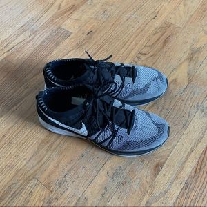 Nike flyknit trainer Oreo